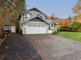 100 NW Sinclair Dr, Grants Pass, OR