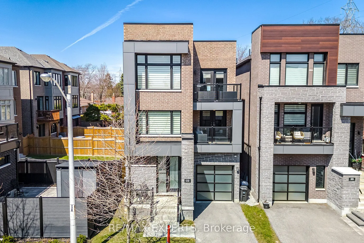 22 Kipling Grove Ct photo 1