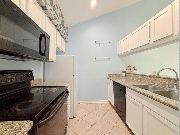 3rd image of 8055 Cambridge St APT 16