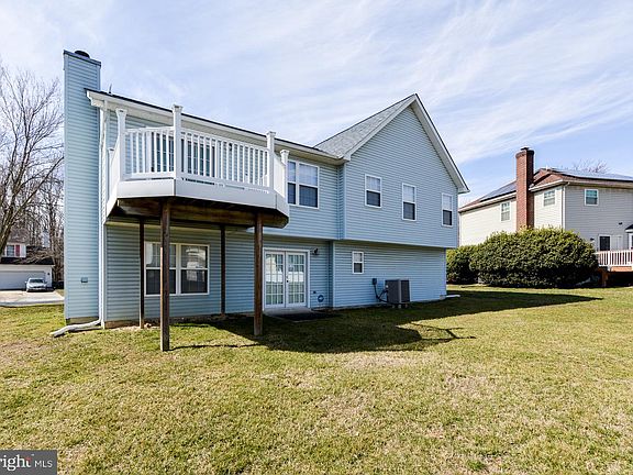 5th image of 9410 Concord Dr