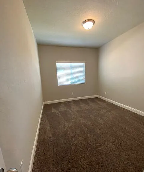 2177 La Vona Ave — Photo 11