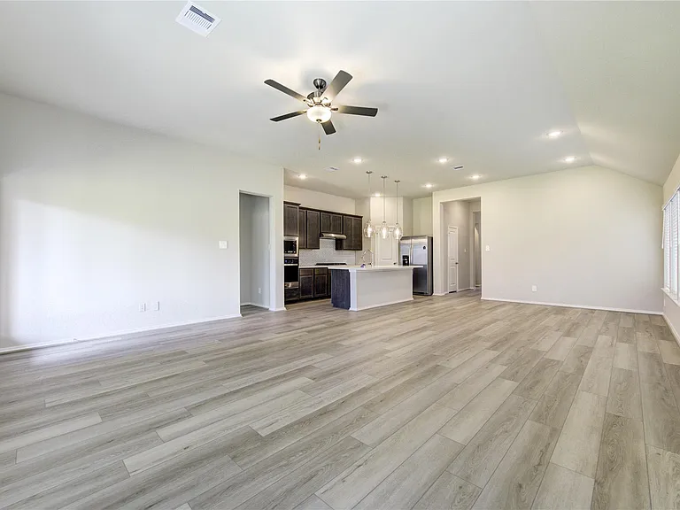 9624 Mount Brewer Ln — Photo 31