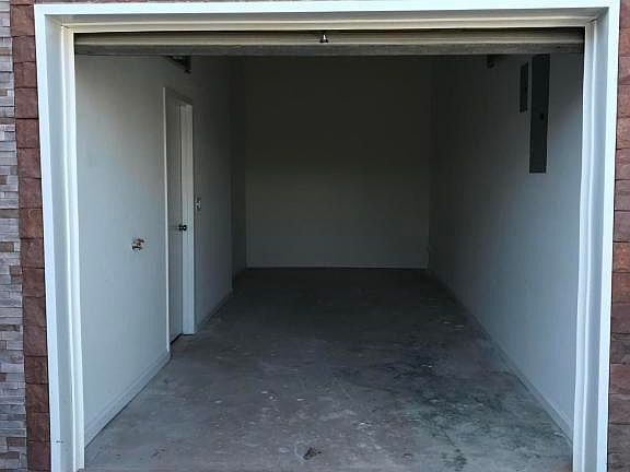 3rd image of 125 Greenfield Ave Fl 1