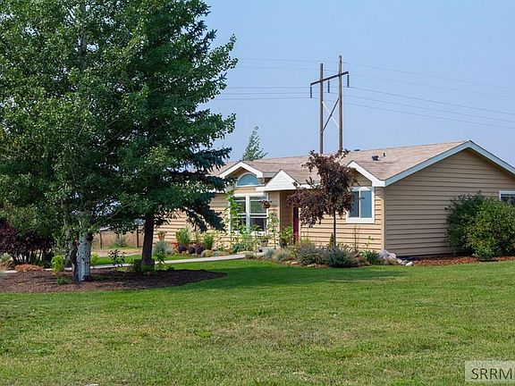 4th image of 728 Thistle Creek Dr