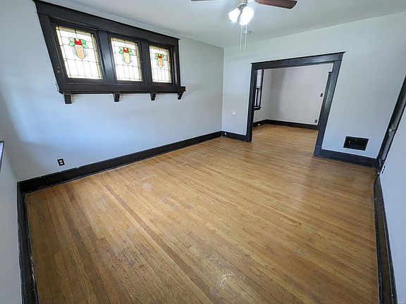 4th image of 3714 Bates St