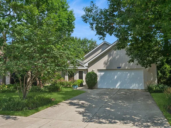 1818 Lincoln Ave, Northbrook, IL 60062