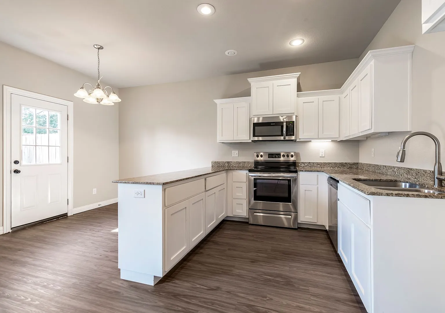 Townhome in cul de sac — Photo 2