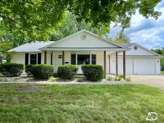 830 W River St, Bourbonnais, IL 60914