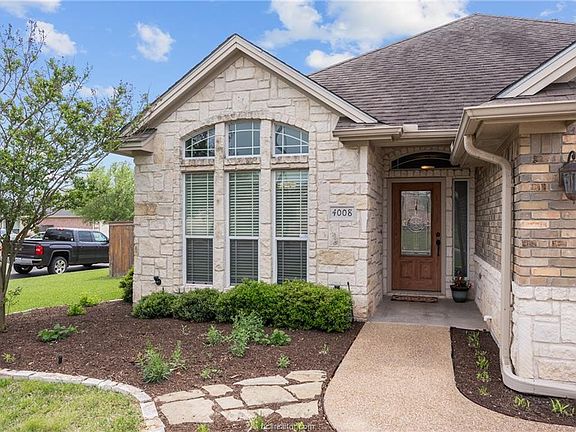 5th image of 4008 Reatta Ln