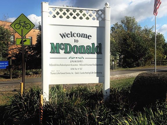 Welcome Sign (9)