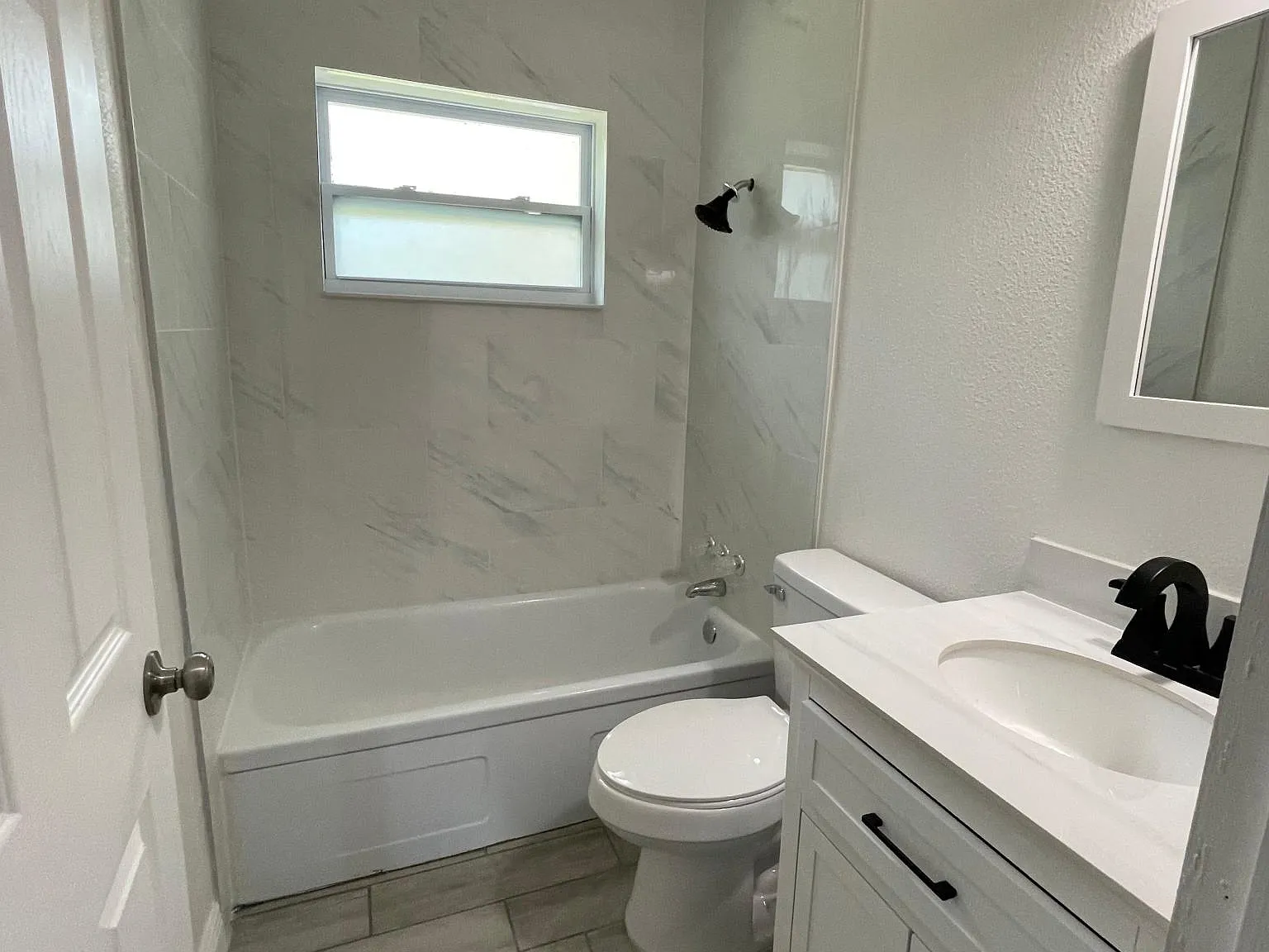 204 6th Jpv St — Photo 2