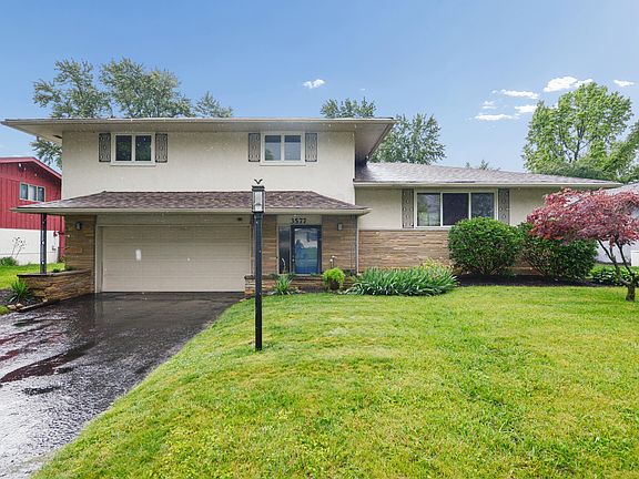 2nd image of 3577 Wenwood Dr