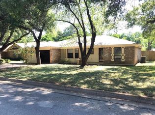 617 Charles Ct, Arlington, TX 76013