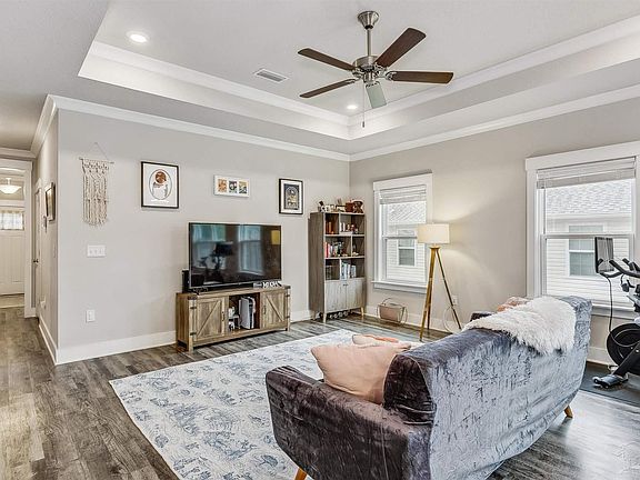 5th image of 6620 Covington Cir