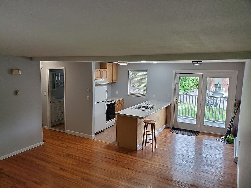 Open Living Room/Kitchen