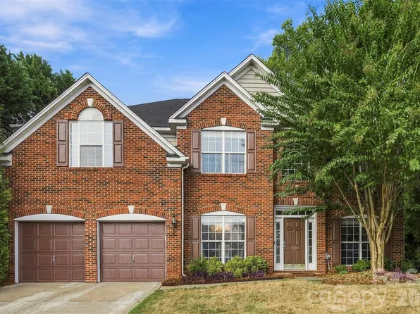 1909 Oroville Ct, Charlotte, NC 28214