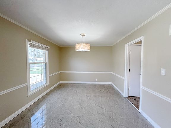 4th image of 7309 W 100th Pl