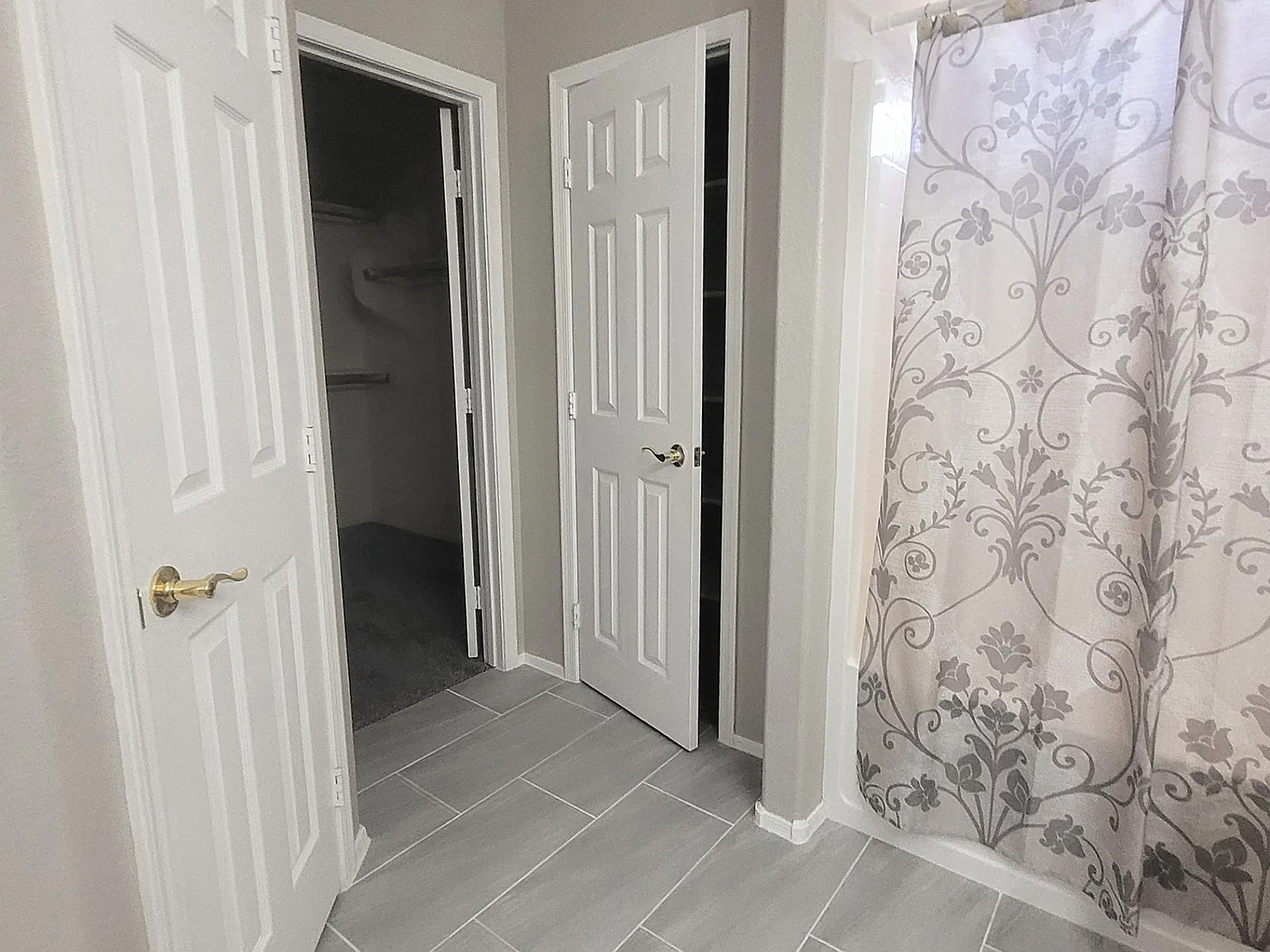 2210 East Paraiso Drive - 1 — Photo 3