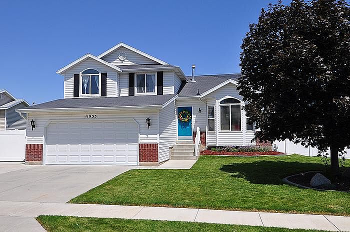 1st image of 11955 S Dynamite Cir