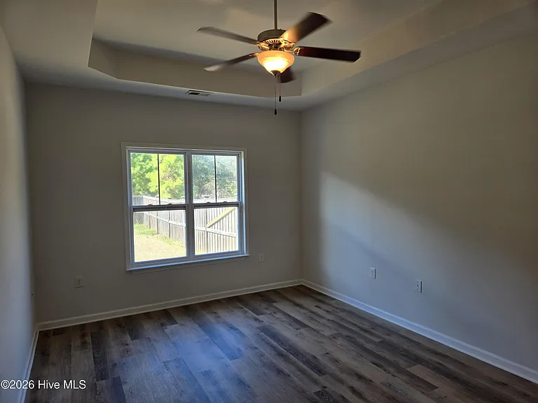 8133 Porters Crossing Way — Photo 10