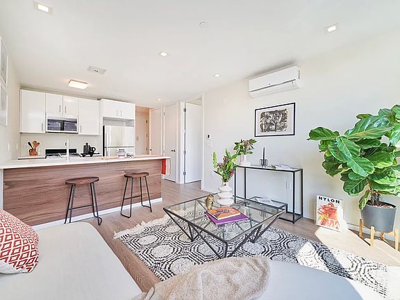 5th image of 521 W 134th St #4E