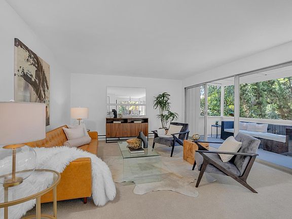 5th image of 808 Laurel Ave APT 208