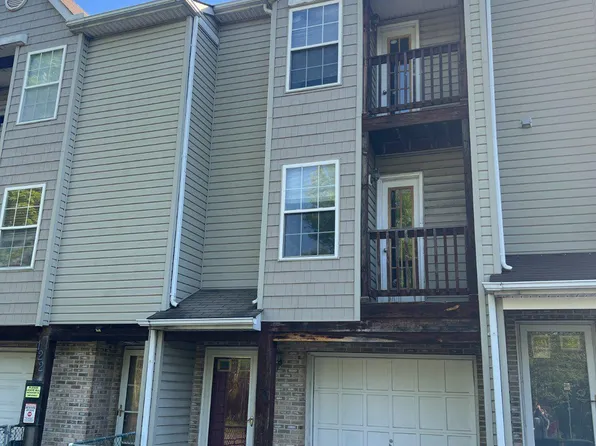 120 Clover Ct, Newark, DE 19711