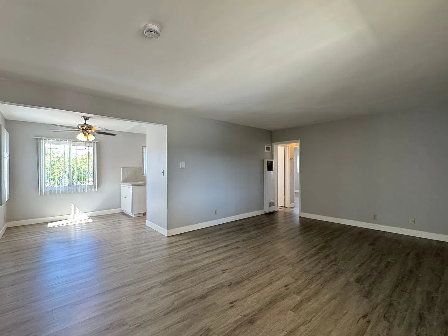 110 W. Renette Ave. — Photo 2