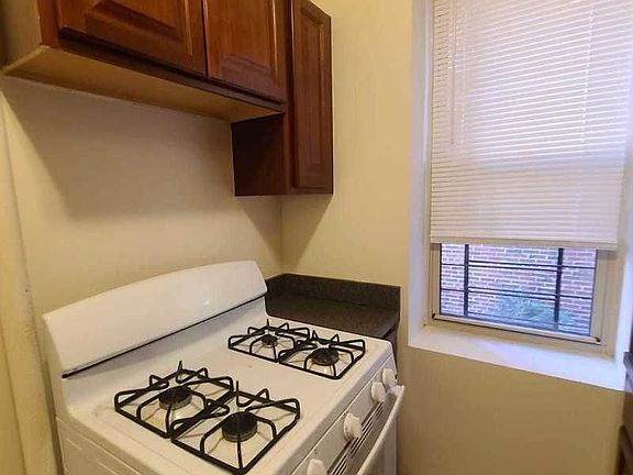 2nd image of 3130 Brighton 7 St #A
