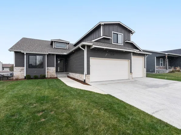 1339 S Rocky Creek Rd, Wichita, KS 67230