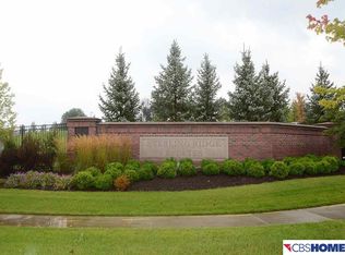 12706 Woolworth Ave, Omaha, NE 68144