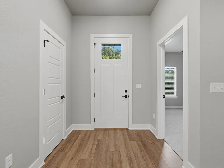 8 Leyland Dr — Photo 19