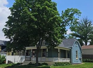 118 N 8th St, Saint Charles, MO 63301