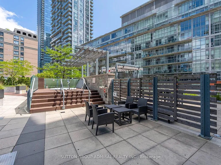 30 Nelson St #312 — Photo 35