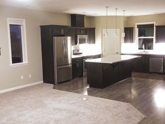 Great area from entry way hall.