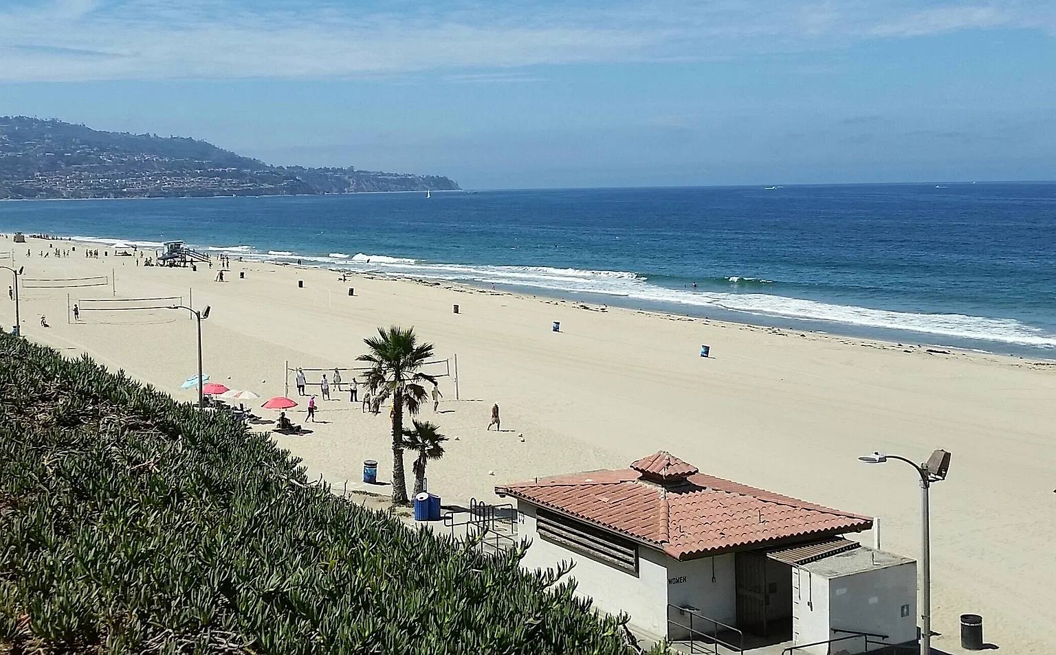 Ocean View Two Level Penthouse — Photo 2