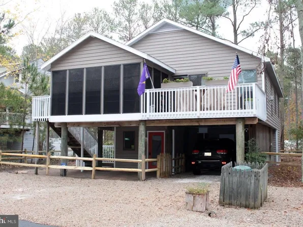 417 Periwinkle Rd, Bethany Beach, DE 19930