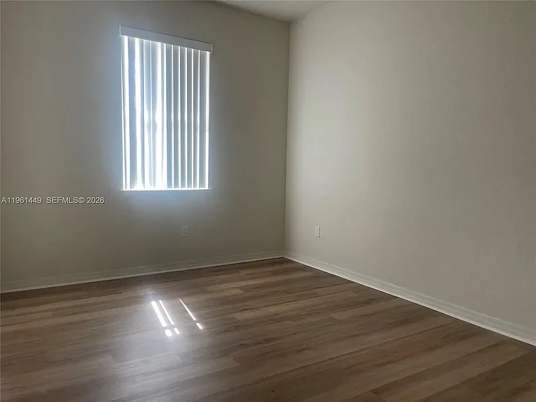 5060 Eucalyptus Dr #2 — Photo 36