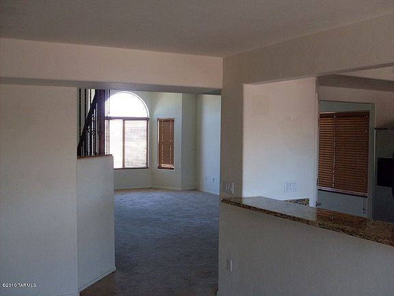 Entry and family roon