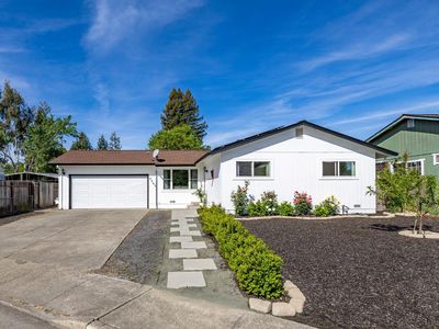 9865 Sunray Place, Windsor, CA, 95492