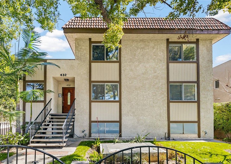 1st image of 432 S Oak Knoll Ave APT 4