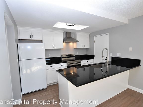 3rd image of 3806 Westporter Dr