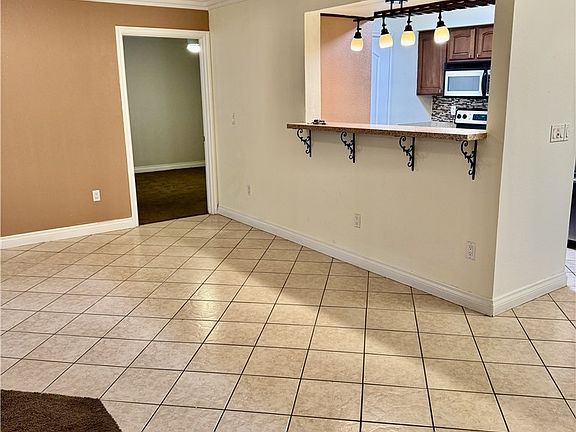 5th image of 1150 N Buffalo Dr APT 1075