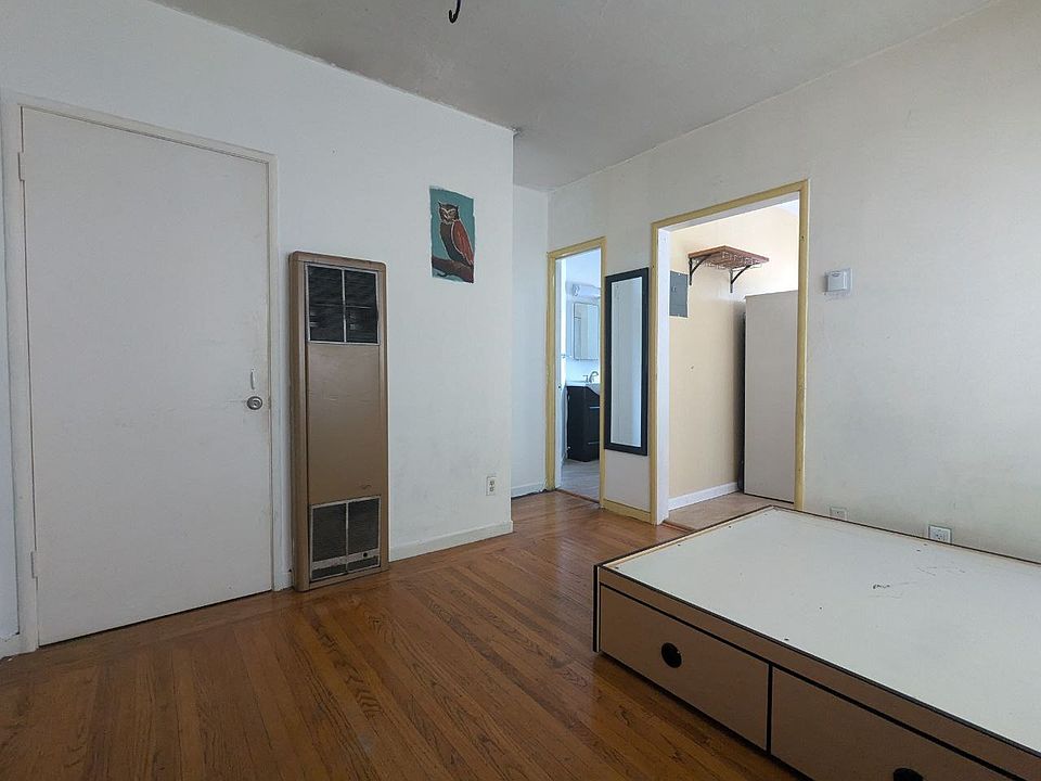 1st image of 740 Alcatraz Ave #11248387