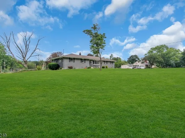 196 Asbury Anderson Road, Franklin Twp., NJ 08802