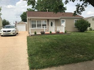 10207 Saint Arsene Ln, Saint Ann, MO 63074