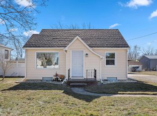 4440 E Washburn Rd, Washburn, IA 50702