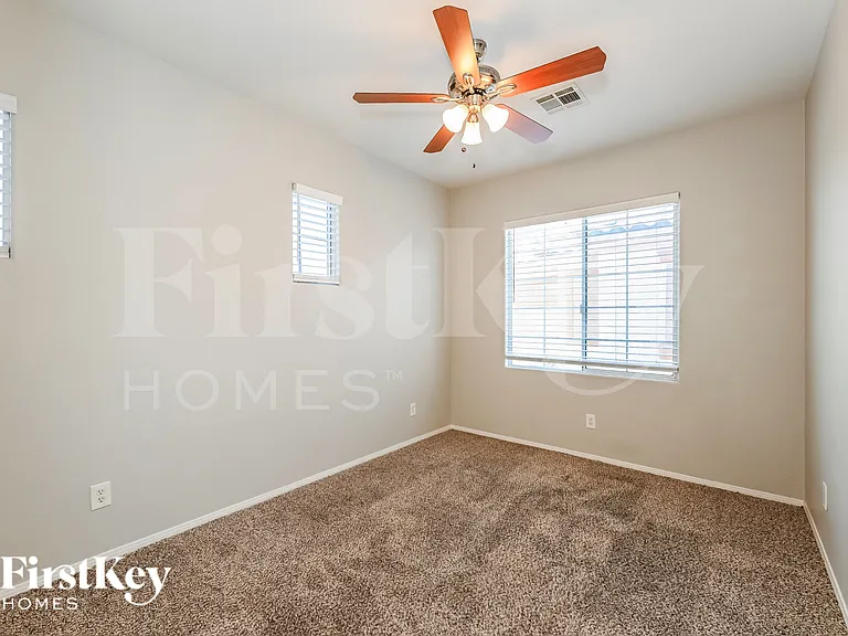 10828 Avenzano St — Photo 14