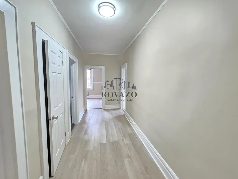 18-19 40th St #304 — Photo 5