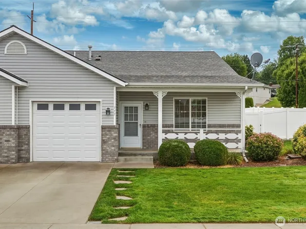 777 SE Magnoni, College Place, WA 99324